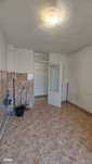 De vanzare apartament 4camere,decomandat,etajul 2,vis-s-vis Mc Donalds