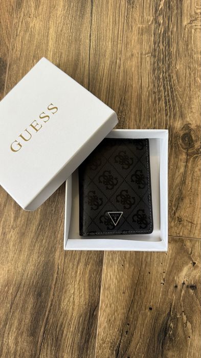 Guess, Кожен портфейл Mito