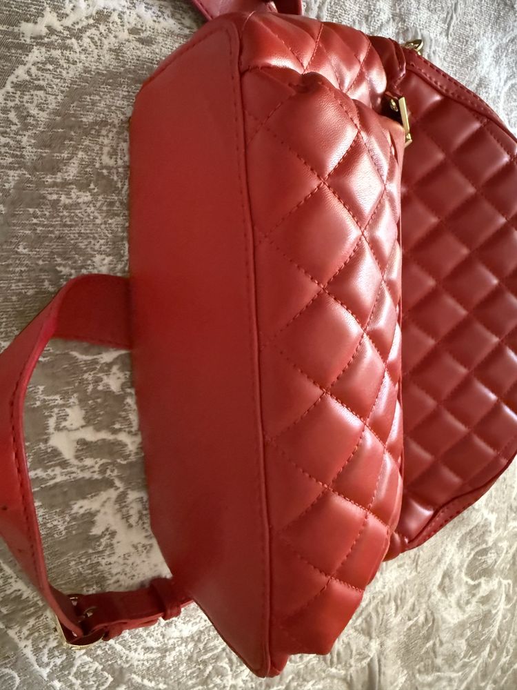 Love Moschino раница. Нова!