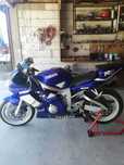 Продавам части за Yamaha R6