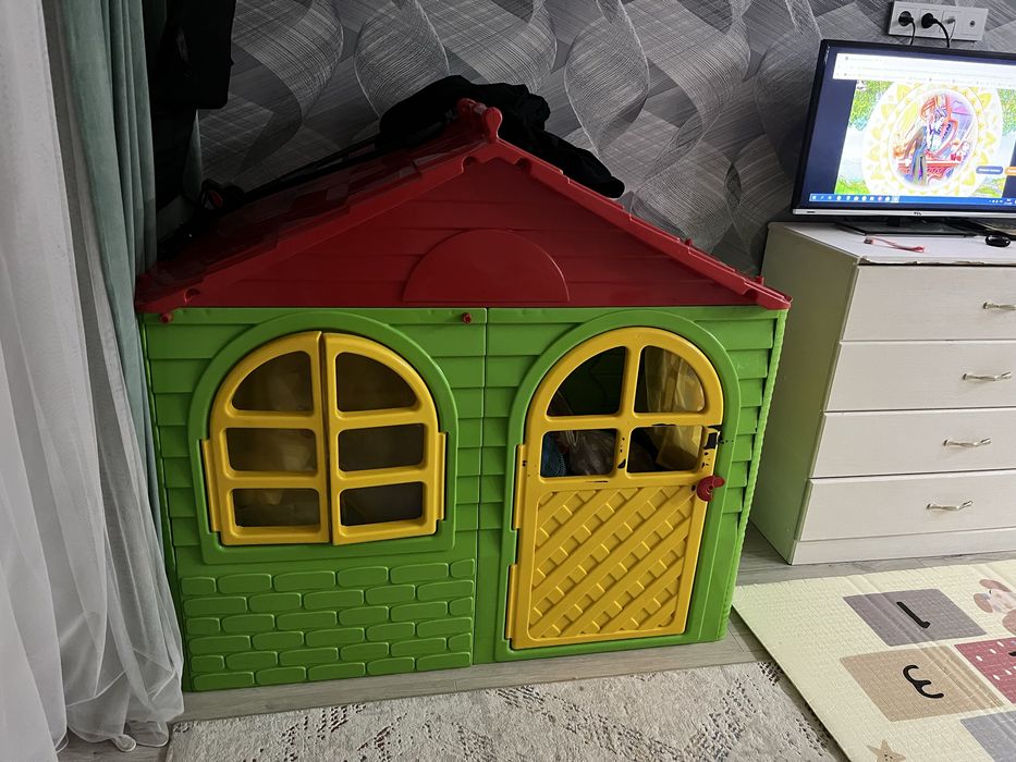 Домик детский в идеальном состоянии