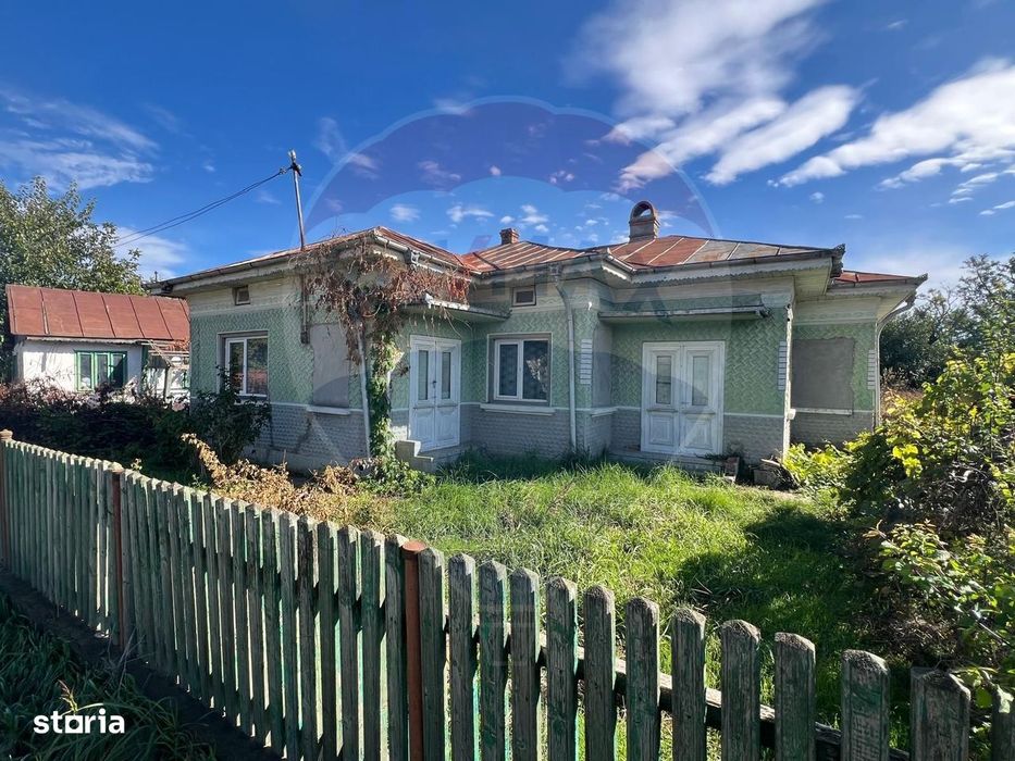 Casă  caramida 4 camere Mihalceni