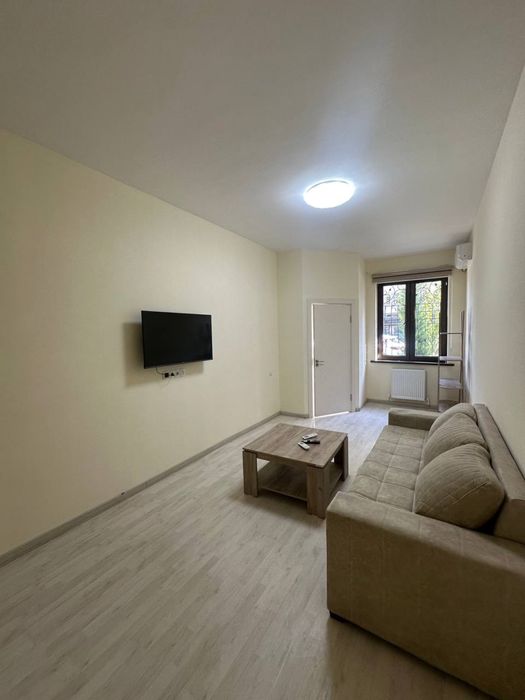 Квартира в голден хоус сагбон