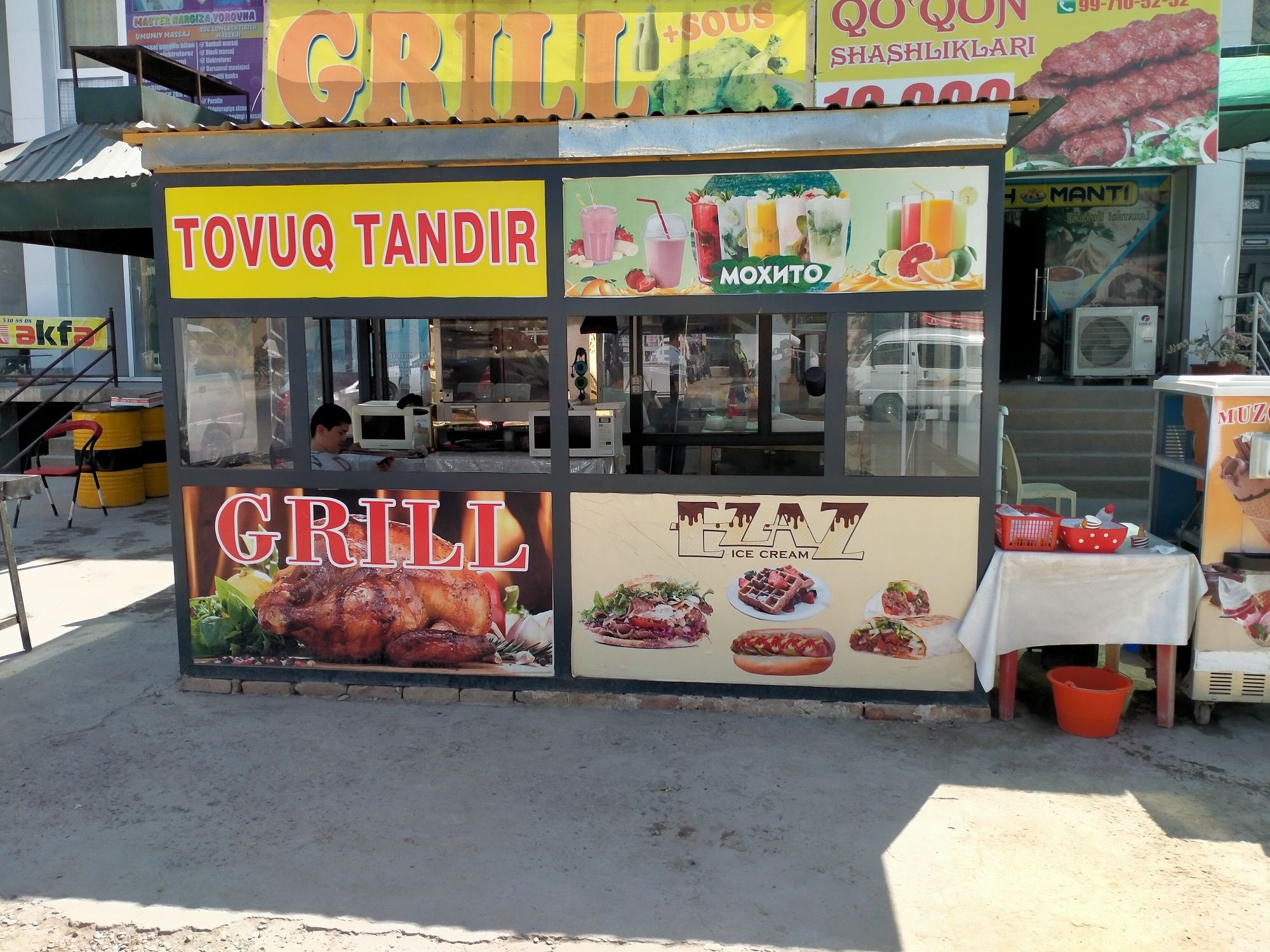 Торговый акфа будка 2.500х3.500