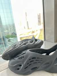 Adidas Yeezy Foam Onyx