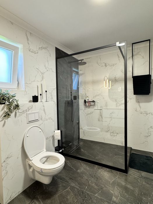 Casa moderna tip duplex Hidiselul de jos