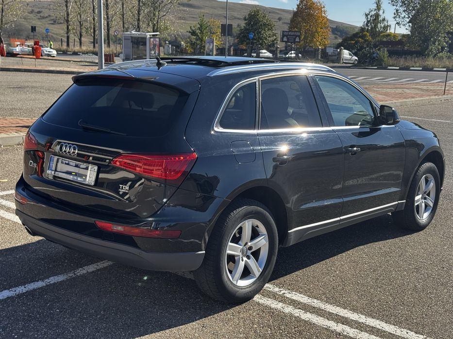 Audi Q5 Panoramic
