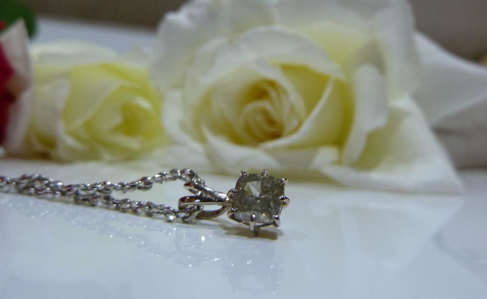 Colier aur 14k cu diamant natural de 1.0ct