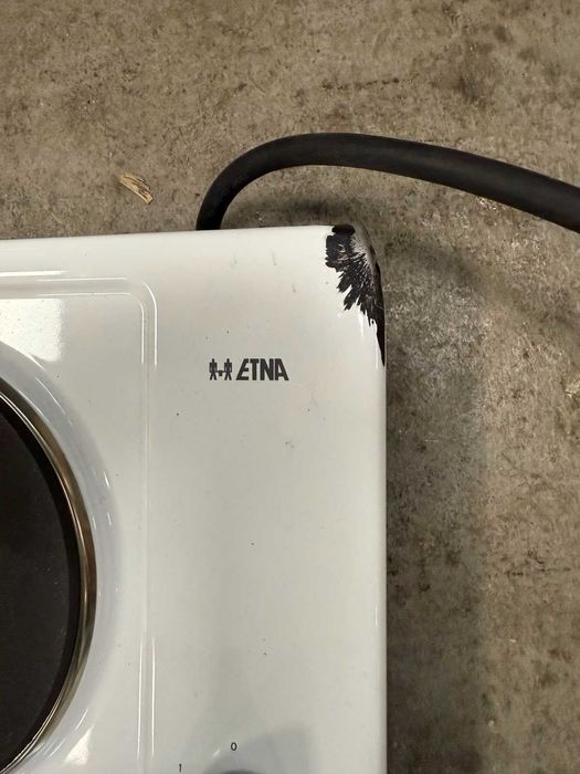 Eлектрически котлон 4 зони - ETNA KEV158WIT с транпортен дефект