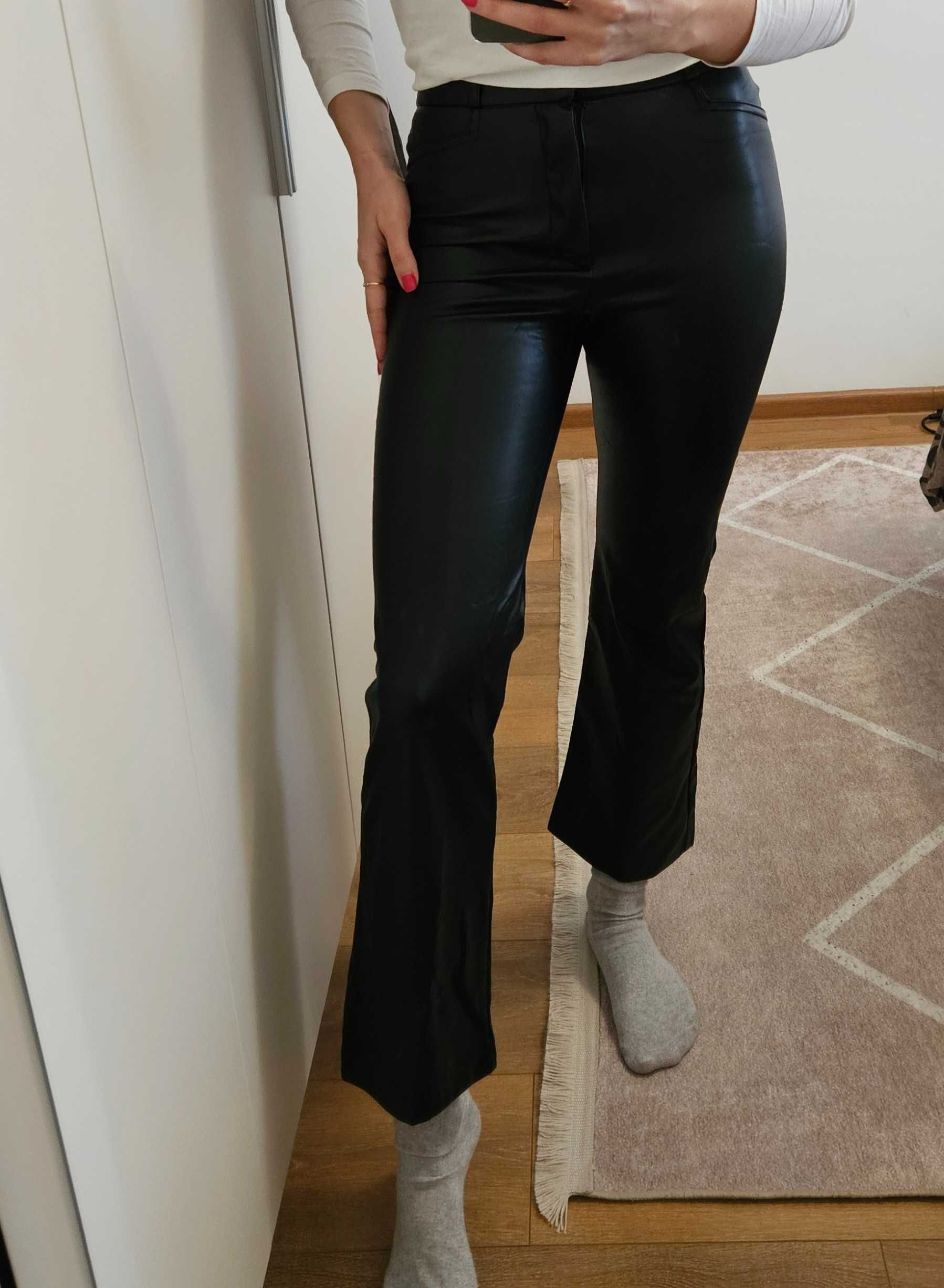 Pantaloni piele Zara