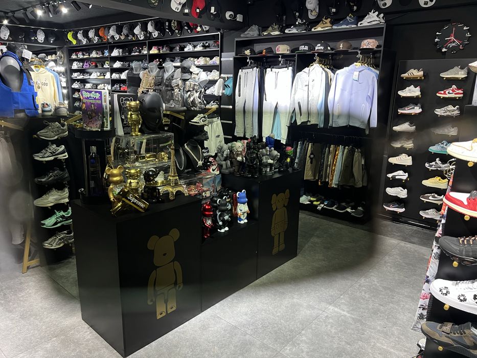 Продаются Ray Ban очки оригинал