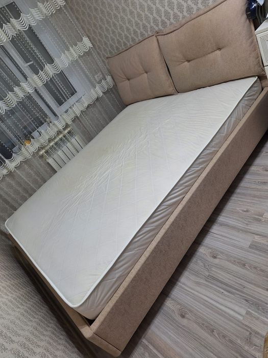 Продаётся кровать в отличном состоянии