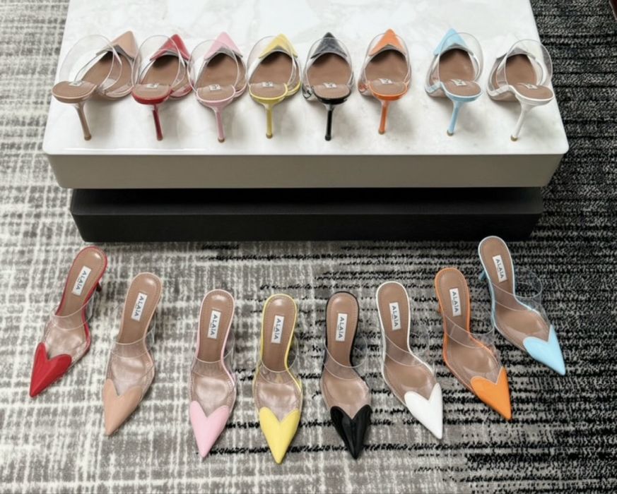 Обувки на ток всякакъв бранд