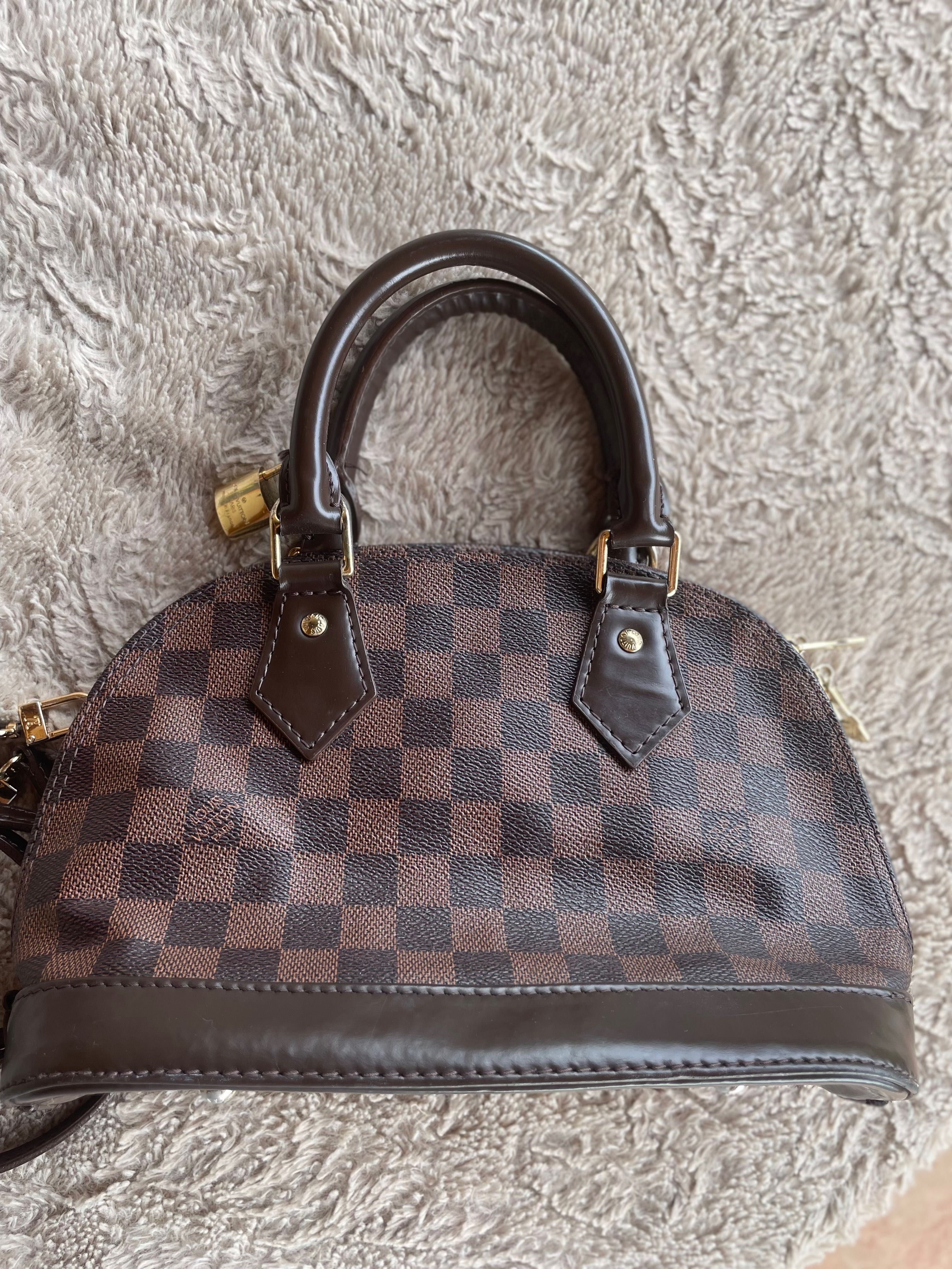 Geanta Louis Vuitton Alma BB