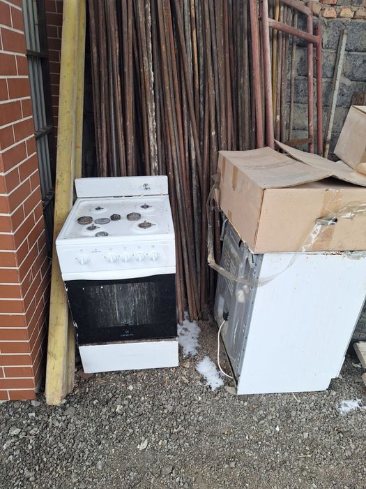 Газовая плита Greta 4 конфорки, рабочая