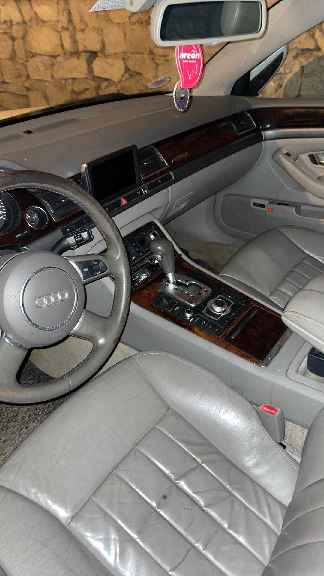 Audi/Ауди/ А8 Quatro супер състояние