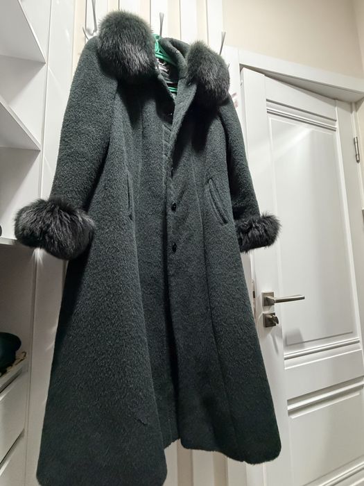 Женское шерстяное пальто