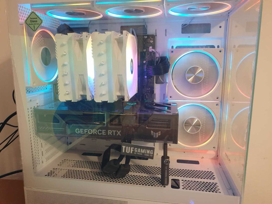 unitate pc ryzen 7 9800x3d cu amd rx 7800xt de 16 gb-noua alba