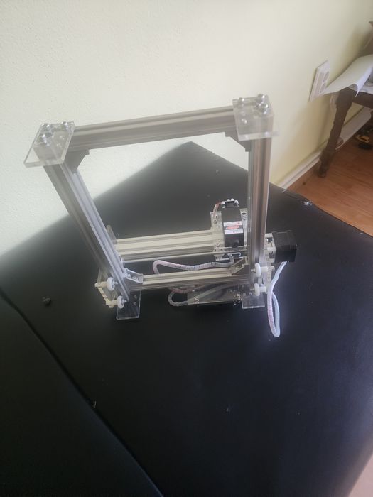 Vand laser de gravat