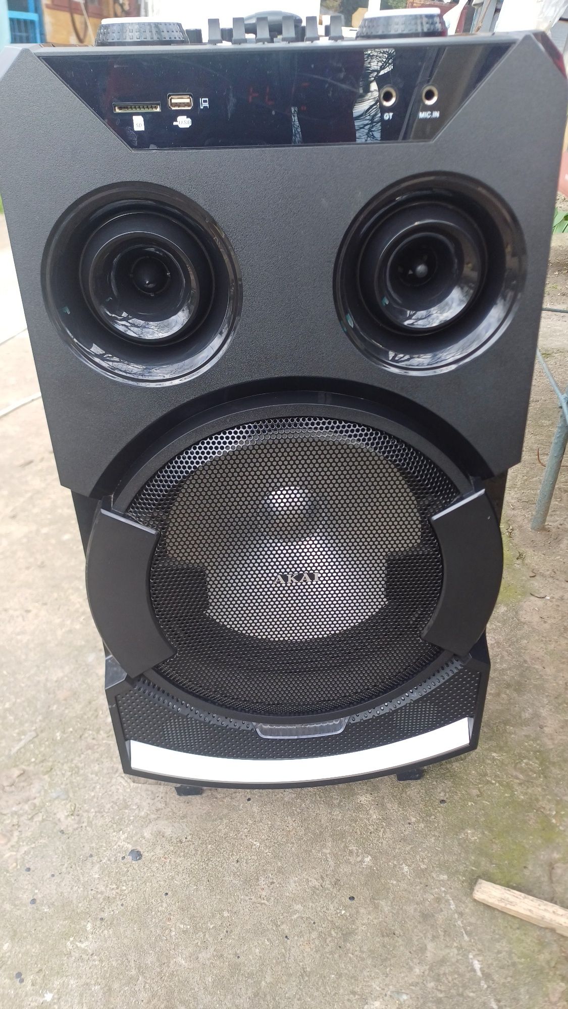Vand Boxa akai 60w