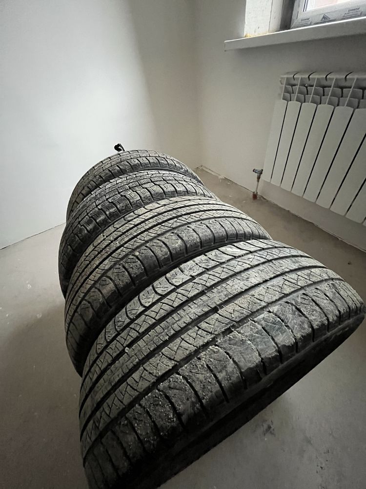 Продам шины в отличным состояние