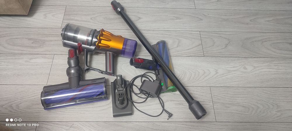 Accesorii dyson V12 slim