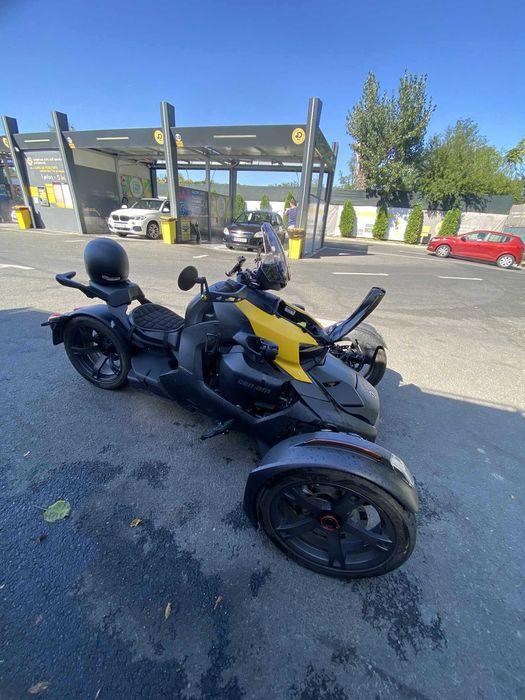 Bombardier Can-Am Ryker 900 sport