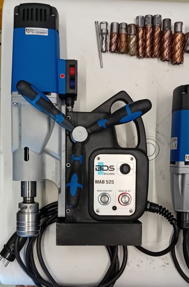 Bormasina cu talpa magnetica MAB 525 si MAB 200