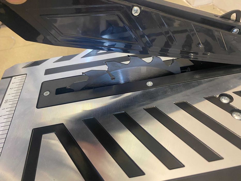 Циркуляр настолен ø210mm 1200W комбиниран RD-MS10/Перфоратор 1500W