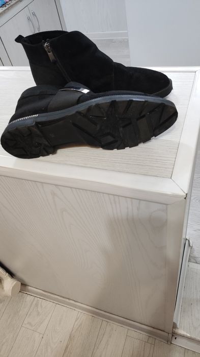 Продается сапог замшивие