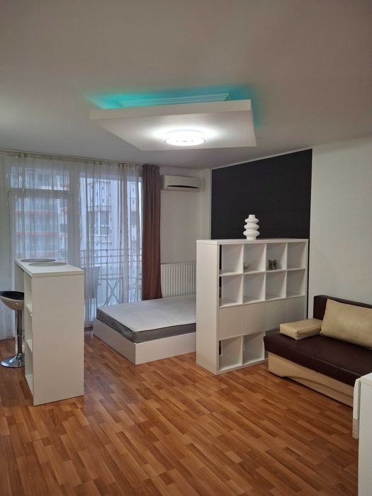 Inchiriez apartament