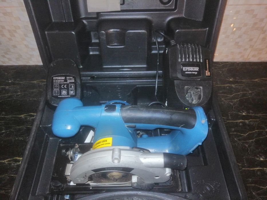 Scule profesionale Bosch, Erbauer, Dewalt
