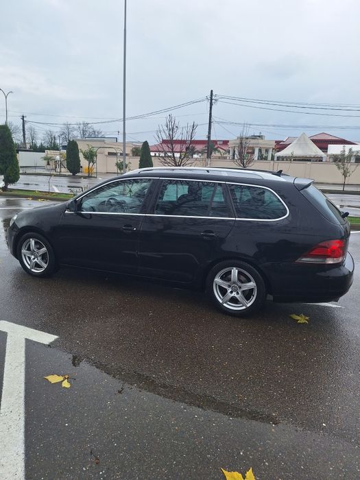 Vând schimb doar cu golf Vll