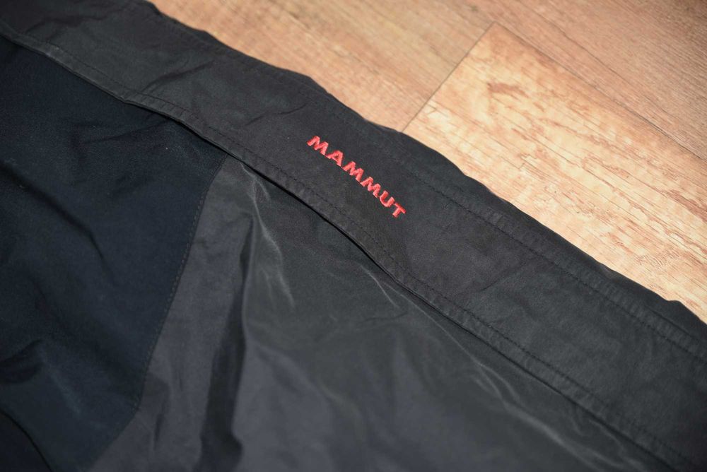Mammut Gore tex оригинален мъжки панталон, размер М
