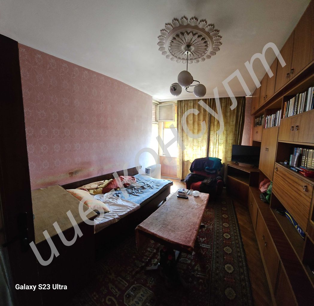 Продава се Тристаен апартамент в Велико Търново, Център - 98 кв.м за 1174 €/кв.м - Снимка #1