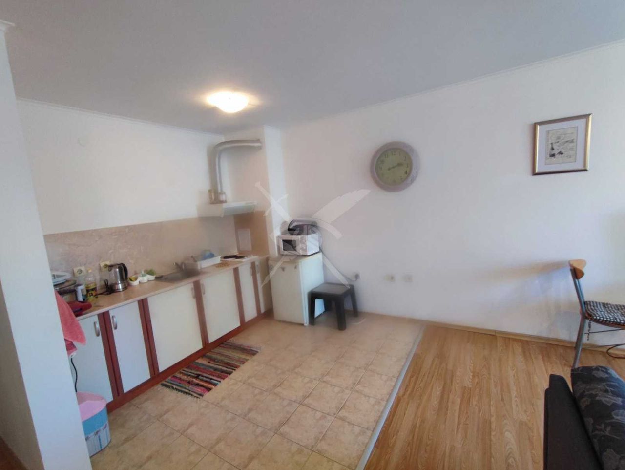 Продава се Двустаен апартамент в к.к. Слънчев бряг - 93 кв.м за 775 €/кв.м - Снимка #3