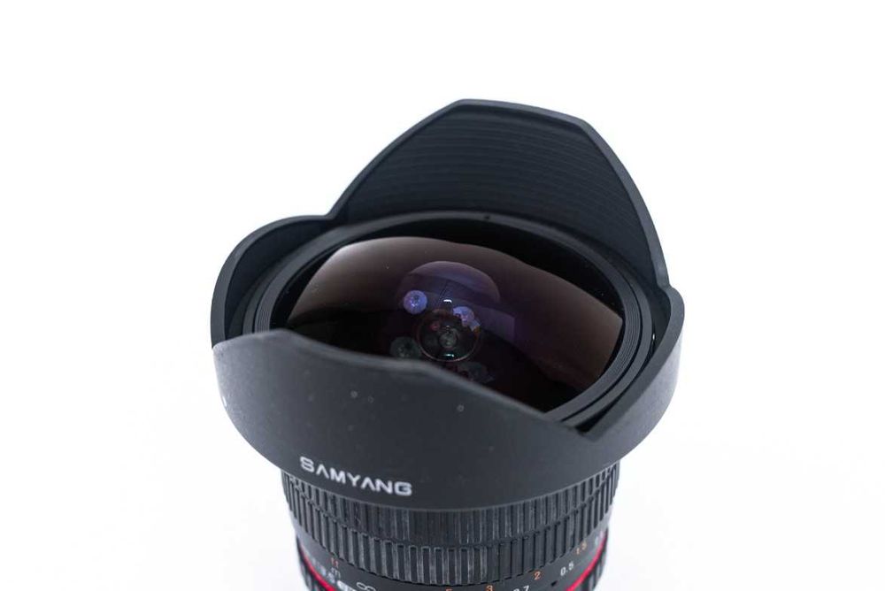Obiectiv Samyang 8 mm f/3.5 UMS Fish-eye CS II pentru Nikon F.