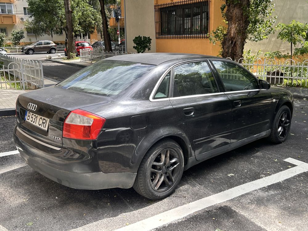 Audi A4 2001 1.9 L diesel 131 cp navi clima jante stare buna