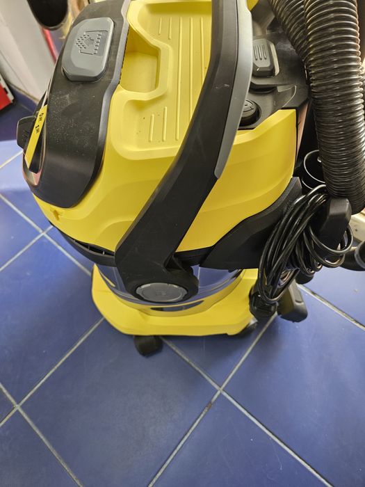 Aspirator Karcher wd 5 s Amanet Canta