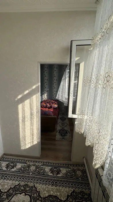 Продаётся 1² комнатная квартира Сергели 2