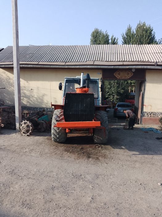 Трактор150 сотилади