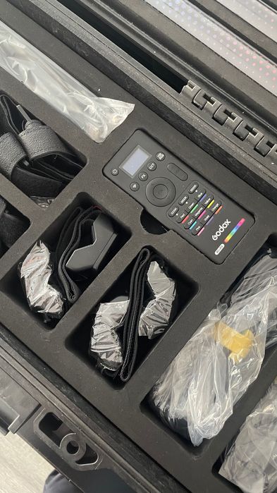 Godox TL120 rgb 4 light kit