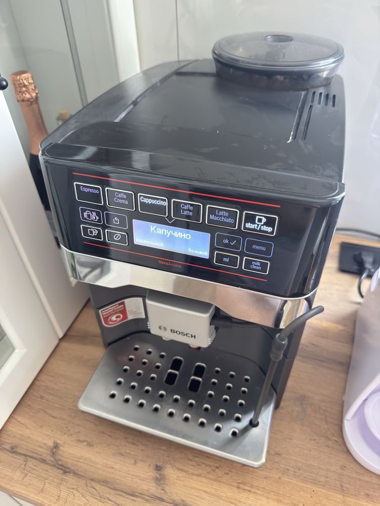 Продаю кофе машинку Bosch VeroAroma 500