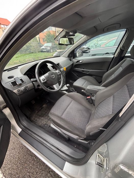 Opel Astra H 1.7 CDTI 2005