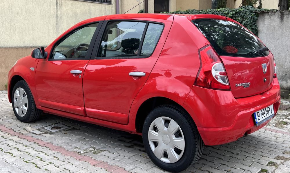 Dacia Logan Sandero 1.6mpi doar 71.000km