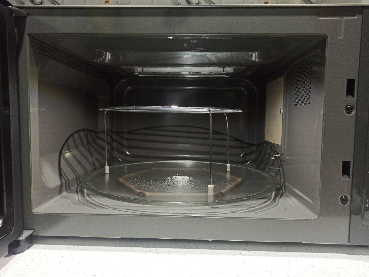 Микроволновка сотилади  LG 42L  Invertor