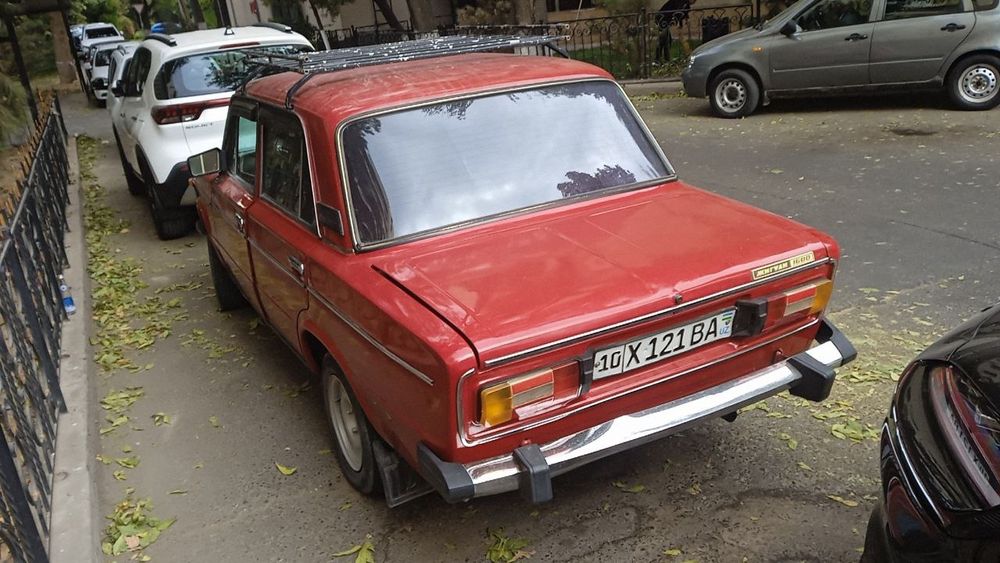 Vaz 2106 Jiguli       .
