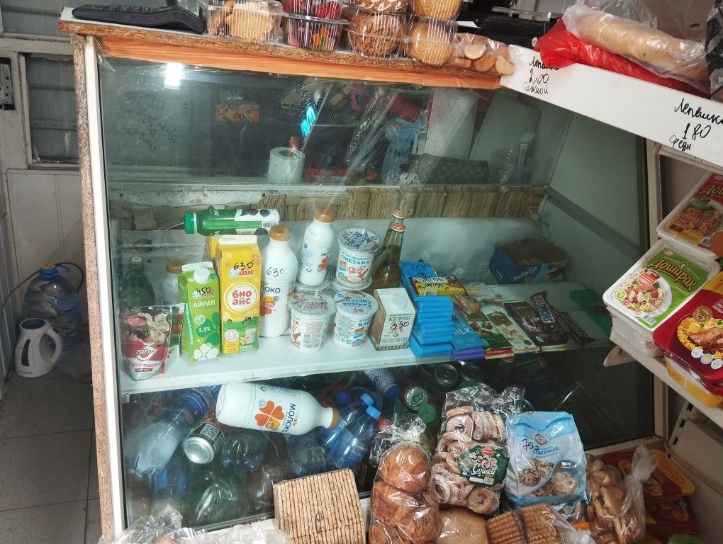 Продам холодильник хорошо охлаждает
