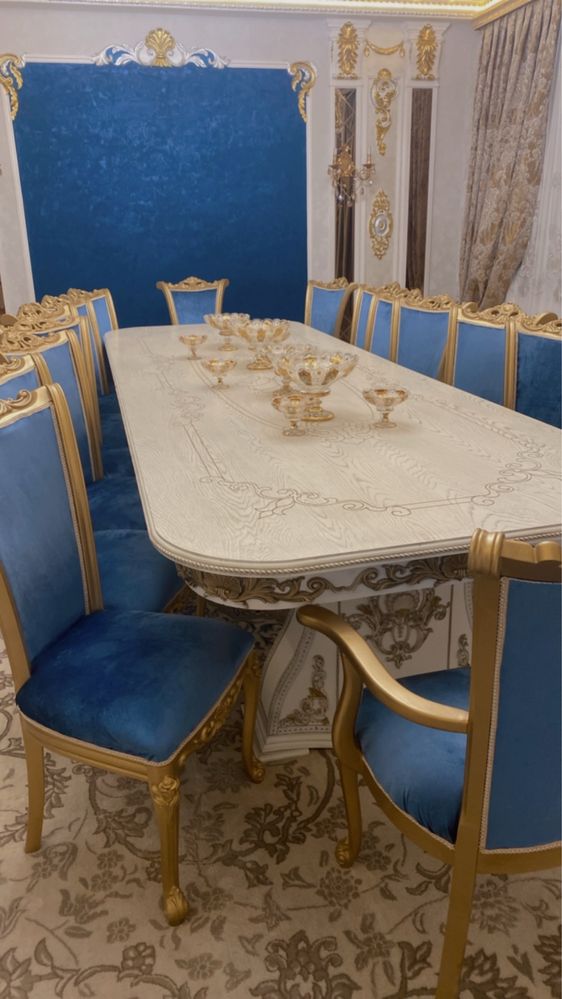 Гостиная мебель в отличном состояние