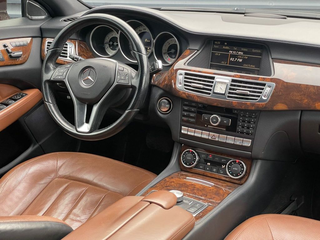 Dezmembrez mercedes cls 350 d